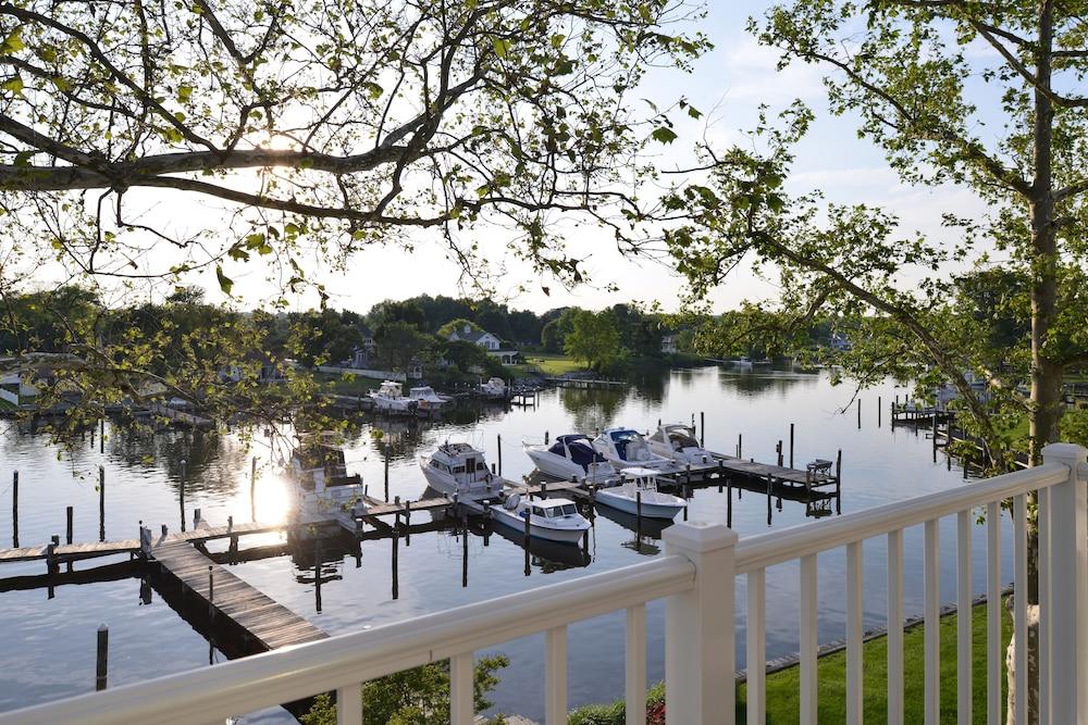 Anchored Inn at Hidden Harbor Deale Buitenkant foto